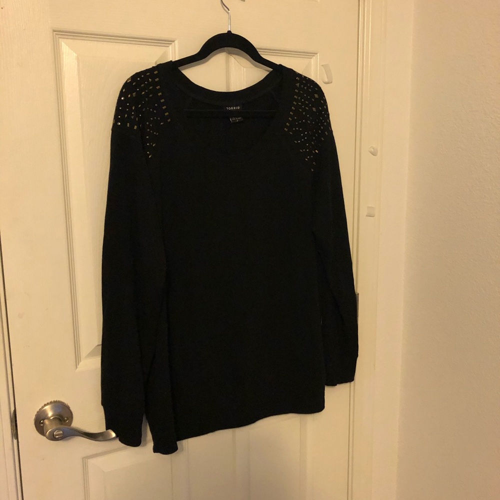 black and gold shirt